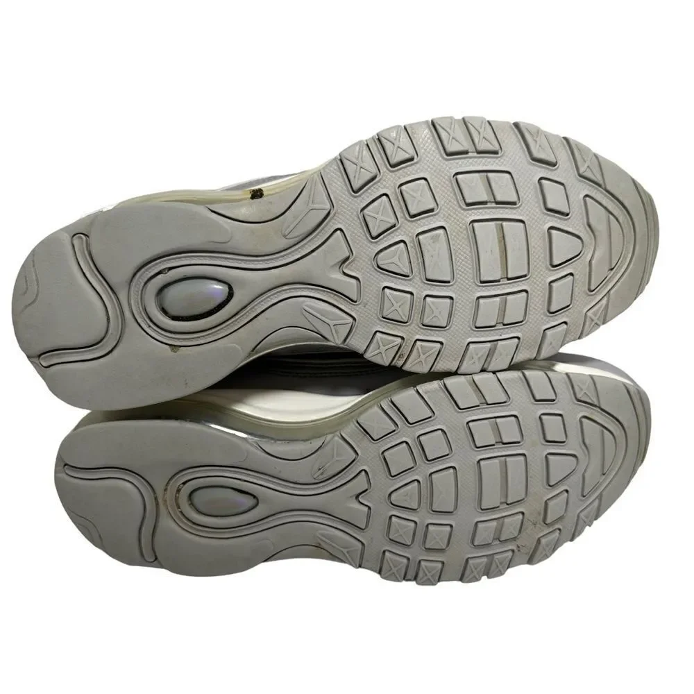 Women’s Nike air max size 8 Gray athletics shoes